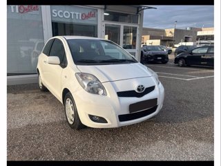 TOYOTA Yaris 1.0 3 porte Sol