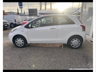 TOYOTA Yaris 1.0 3 porte Sol