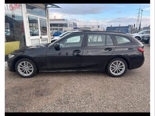 BMW 318d touring mhev 48v business advantage auto