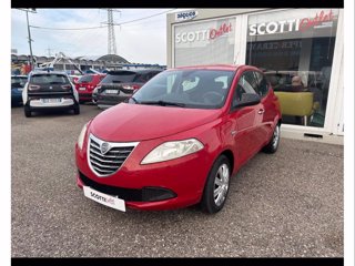 LANCIA Ypsilon 1.2 69 CV 5 porte S&S Black&Red