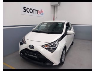 TOYOTA Aygo Connect 1.0 VVT-i 72 CV 5 porte x-play