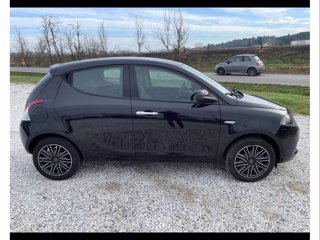 LANCIA Ypsilon 1.0 firefly hybrid gold plus s&s 70cv 5p.ti