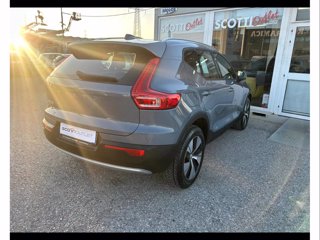 VOLVO Xc40 2.0 d3 momentum pro awd my21