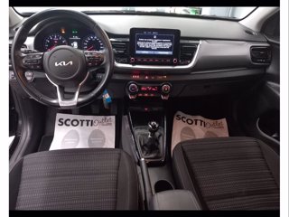 KIA Stonic 1.2 dpi style s/design pack 84cv