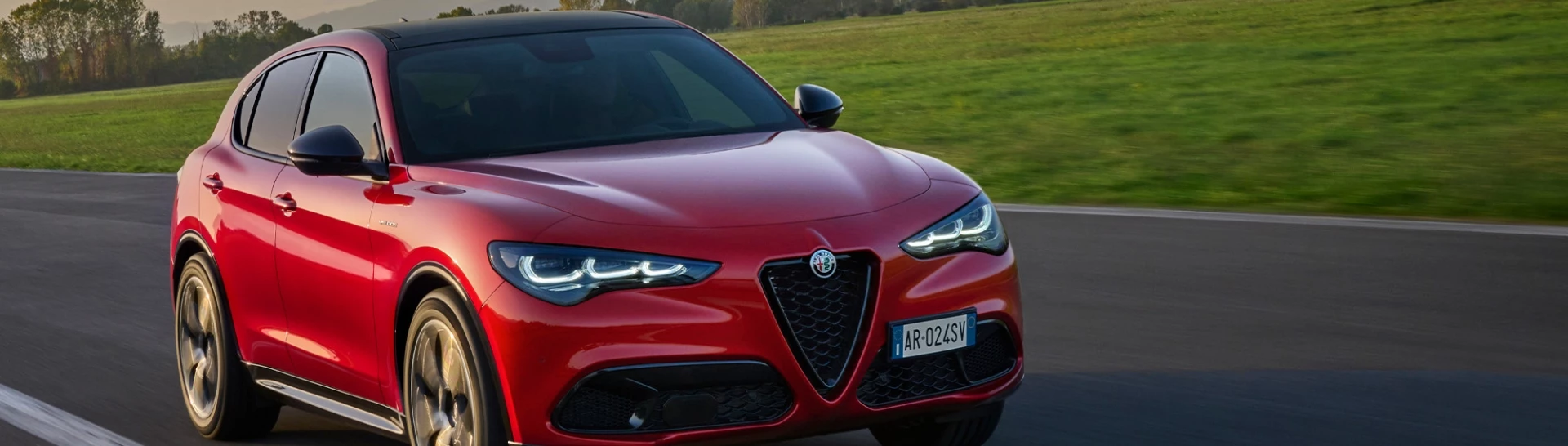 Alfaromeo Stelvio 1920X546